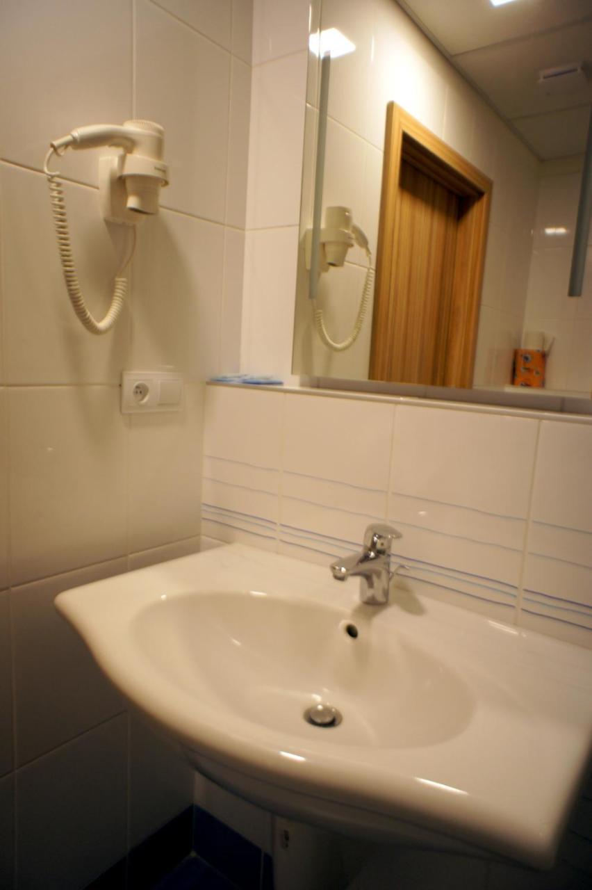 Hotel Labe Pardubice Exterior photo